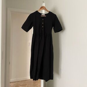 Little Cottonwood black Alder Midi Dress